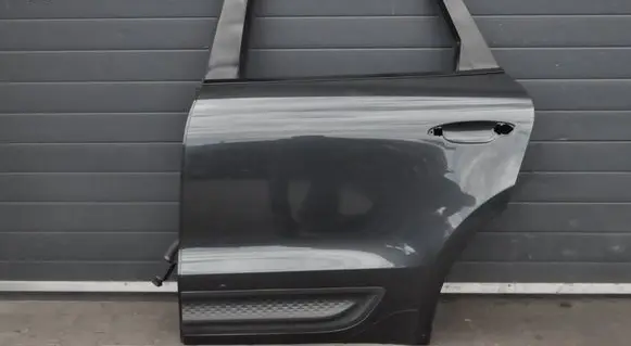 Porsche Macan (95B) Rear door 