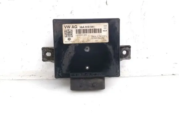 Volkswagen Amarok Power management control unit 3AA919041