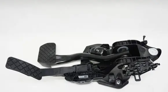 Audi Q3 F3 Brake pedal 5Q2723085AT