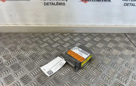 Mercedes-Benz E W210 Airbag control unit/module 0018202326