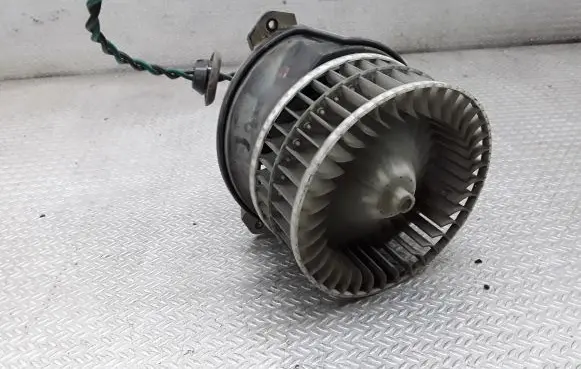 Chrysler Pacifica Heater fan/blower AY1661000347