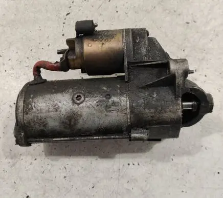 Renault Megane II Starter motor 8200075362B