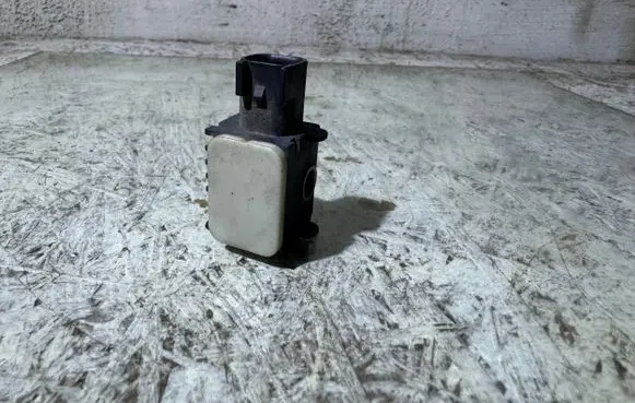 Ford Focus C-MAX Airbag deployment crash/impact sensor