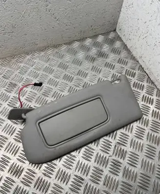 Volvo V50 Sun visor