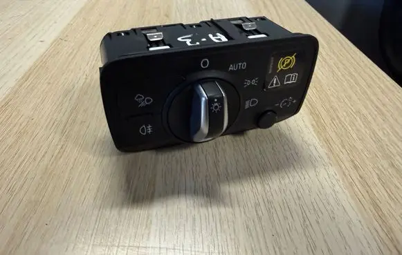 Audi A3 8Y Light switch 8V0941531AR