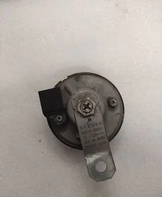 Toyota RAV 4 (XA50) Horn signal 8651020280 31400 22CTEH19