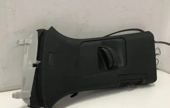 Volkswagen Touareg III (B) pillar trim (top) 760867243E