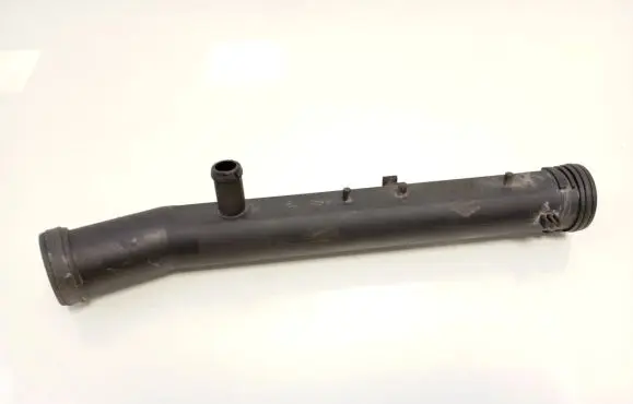 Skoda Octavia Mk2 (1Z) Engine coolant pipe/hose 032121065G