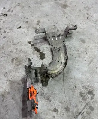 Audi Q7 4M Other engine bay part 4m0971341