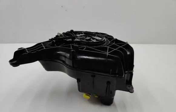 Audi A6 S6 C8 4K AdBlue liquid reservoir 4K0131878M