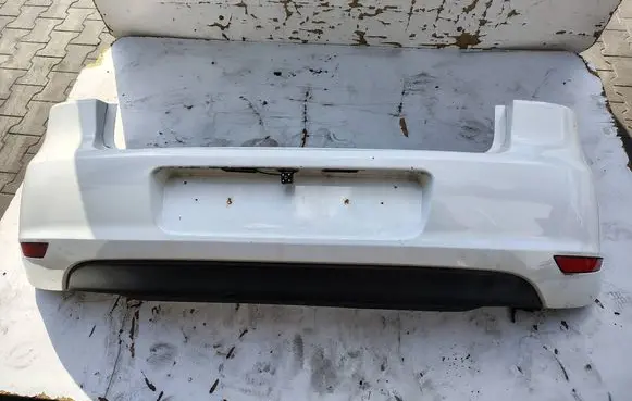 Volkswagen Golf VI Rear bumper