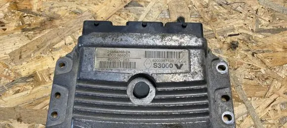 Renault Megane II Engine control unit/module 8200387138 8200321263