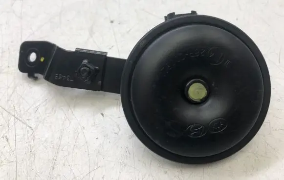 Hyundai i20 (BC3 BI3) Horn signal 96630Q0100