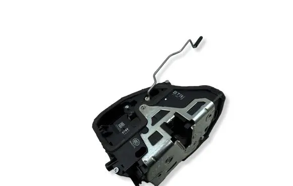 BMW 3 E90 E91 Front door lock 7059974