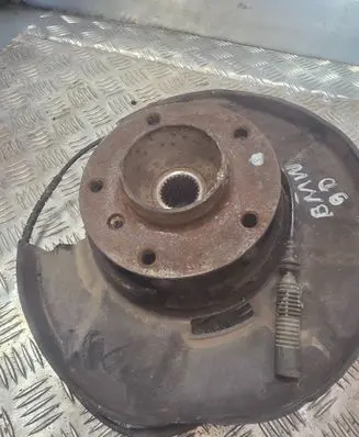 BMW 3 E90 E91 Rear wheel hub 