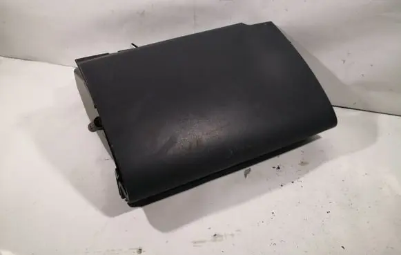 Mitsubishi Colt Glove box MN140024ZZ MN140025ZZ 287447