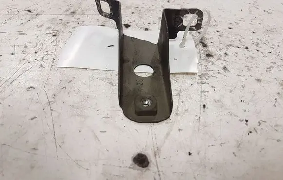 BMW 3 F30 F35 F31 Fender mounting bracket