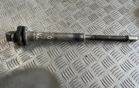 BMW 5 F10 F11 Steering column universal joint 6776109