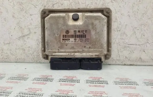 Seat Leon (1M) Engine control unit/module 038906012BT