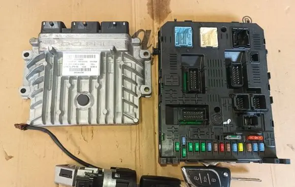 Citroen C5 Engine ECU kit and lock set R0413C010C 9665843280 9664059080