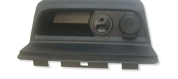 Peugeot 2008 I USB socket connector 9674655277
