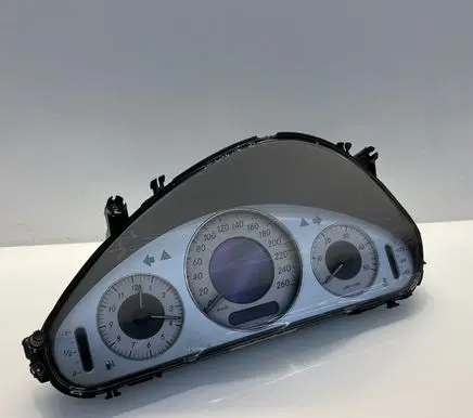 Mercedes-Benz E W211 Speedometer (instrument cluster) A2115407411 11008000409 2115407411