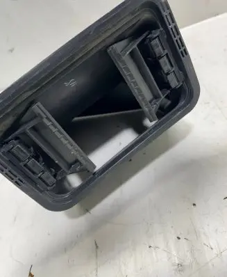 BMW X5 E70 Air intake duct part 9175465 10834110