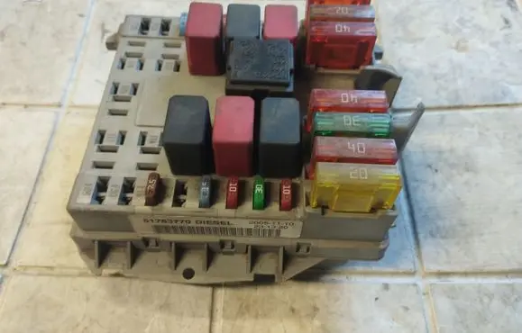 Fiat Doblo Fuse module 51763770