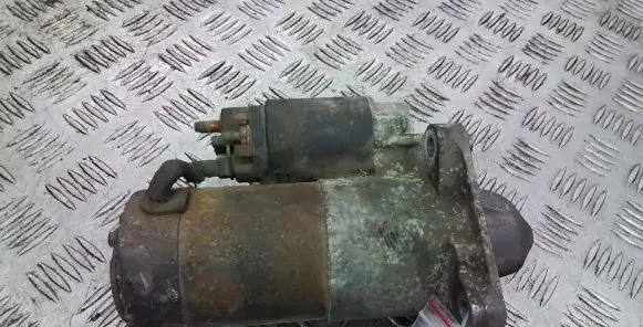 Opel Insignia A Starter motor