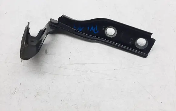 Audi A3 S3 8P Engine bonnet/hood hinges 8P0823301B
