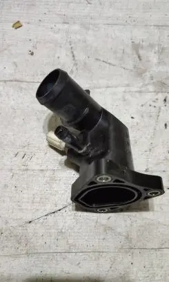 Mazda 3 III Thermostat housing 
