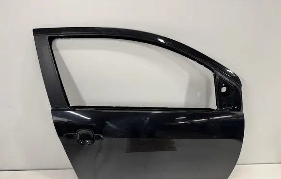 Peugeot 108 Front door 1687145280