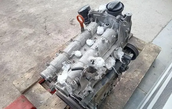 Volkswagen PASSAT B6 Engine CAX