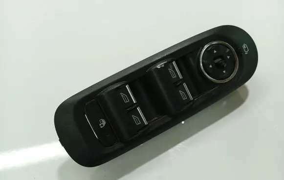 Ford Mondeo MK IV Electric window control switch A2608BM7321