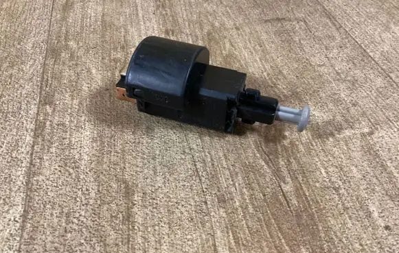 Opel Zafira A Brake pedal sensor switch 09132299 09175172 09175185