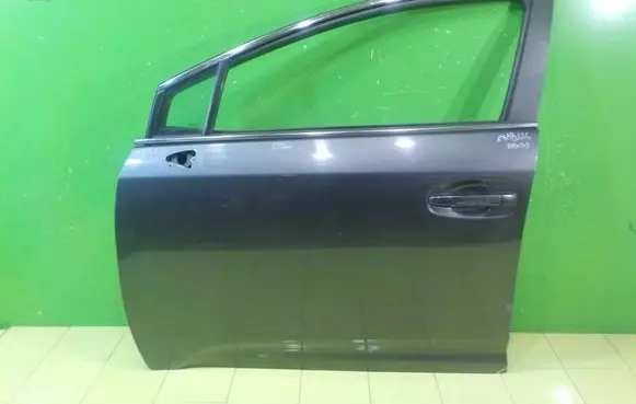 Toyota Avensis T270 Front door PRZOD 17AB116 630CFE0C29D24357A