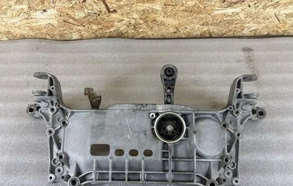 Volkswagen PASSAT B6 Front subframe 3C0199369H