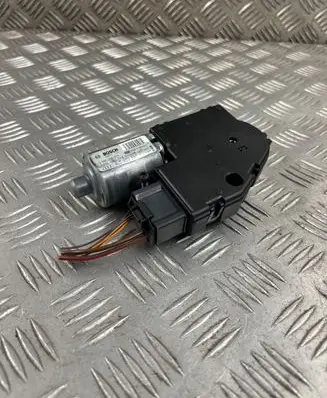 Audi Q7 4L Sunroof motor/actuator 4L0959591