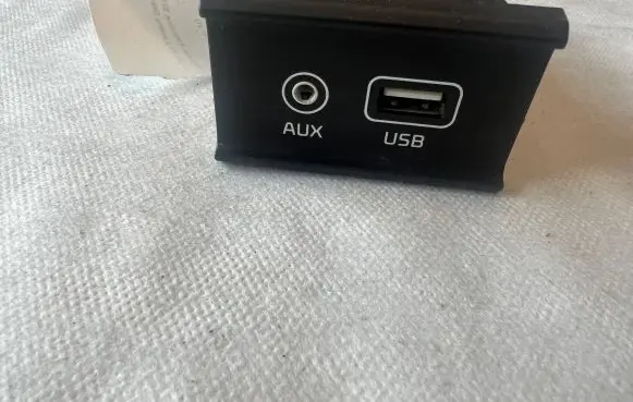 KIA Sportage USB socket connector 96120C5100