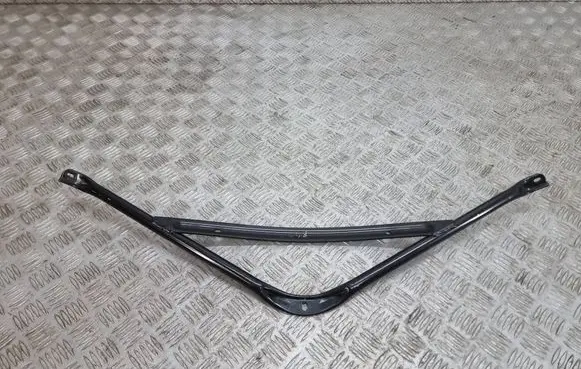 Other engine bay part