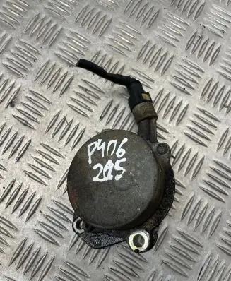 Peugeot 406 Vacuum pump