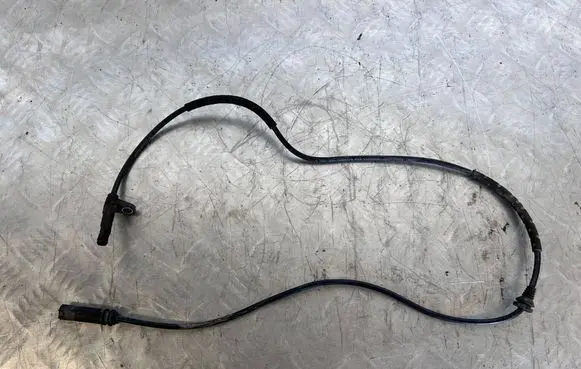 BMW X5M E70 ABS brake wheel speed sensor 6908705