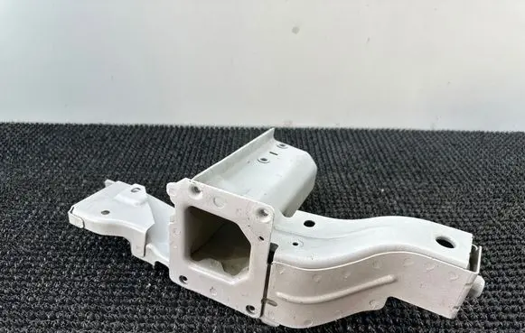 Peugeot 5008 Front side member 