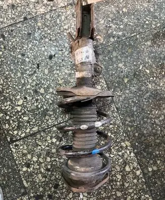 Toyota Avensis T250 Front shock absorber/damper