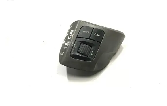 Opel Vectra C Steering wheel buttons/switches 13208858 K1854