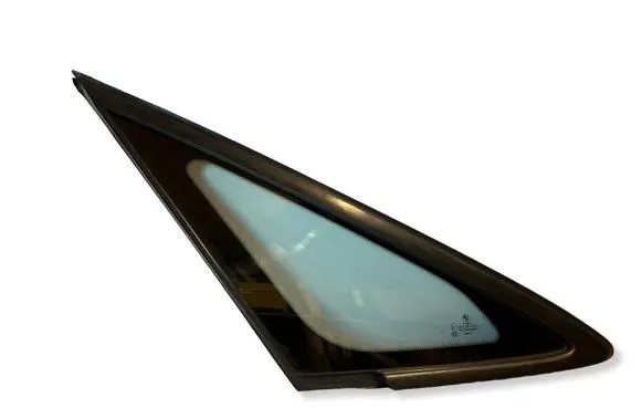 BMW 2 F46 Front triangle window/glass 2579126