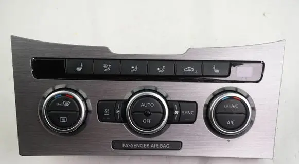 Volkswagen PASSAT B7 Climate control unit 3AA907044AJ