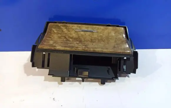 Car ashtray