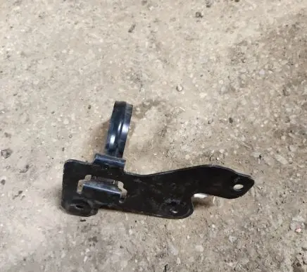 Audi Q5 SQ5 Intercooler pipe mounting bracket 8R0145896A