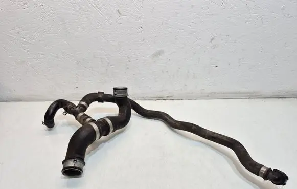 Mercedes-Benz C W204 Engine coolant pipe/hose A2048308596 A2045018282